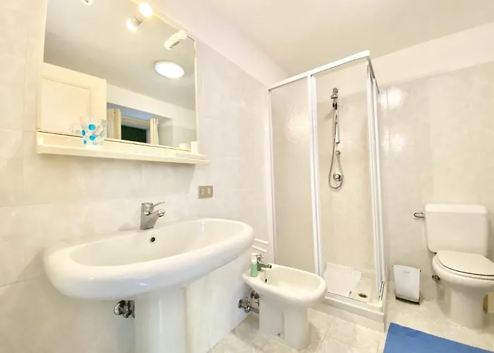 Villa Casa L'arbi Pino Lago Maggiore